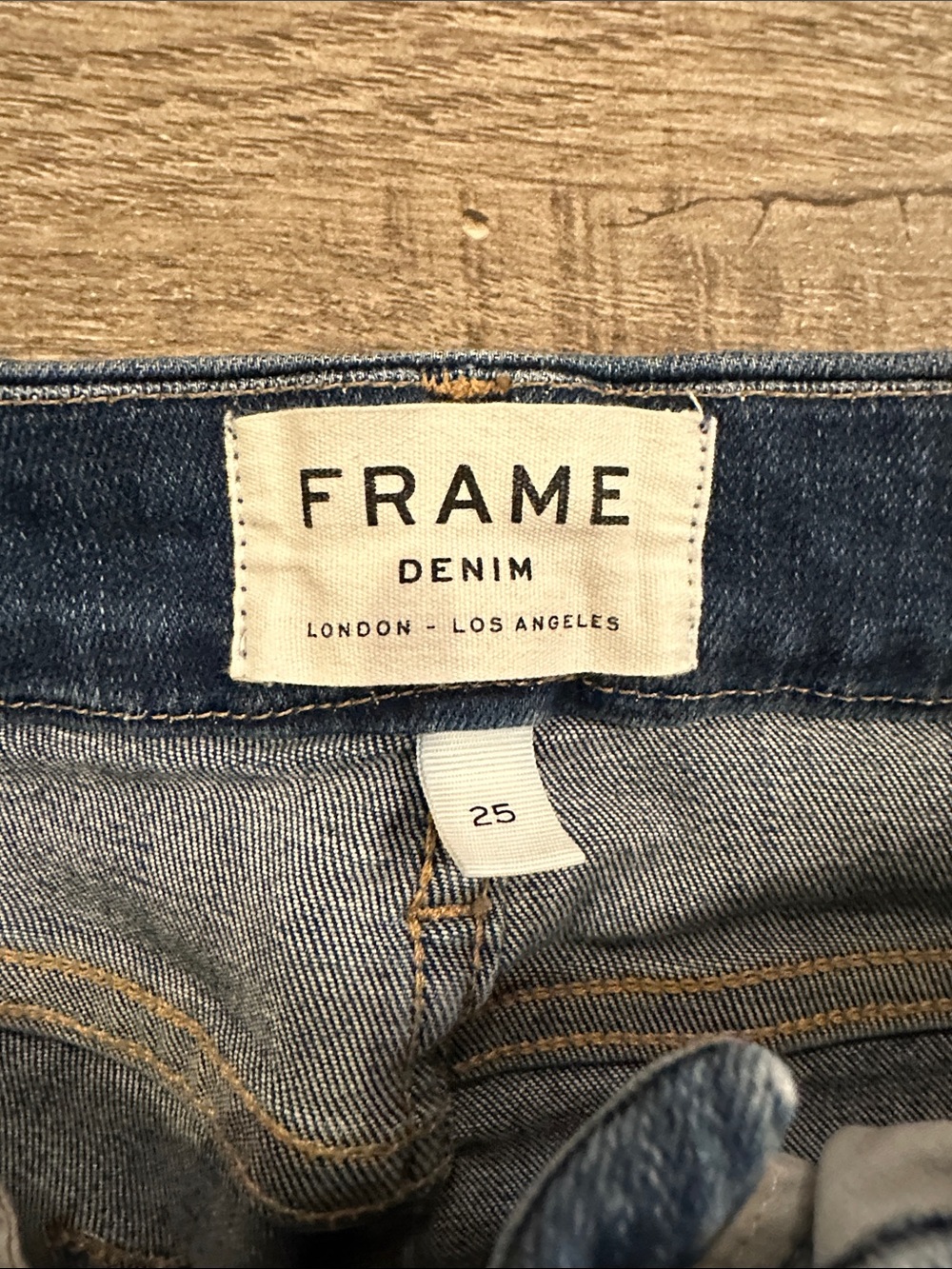 Frame Denim Women's Le Crop Mini Boot Size 25 - Picture 2 of 9